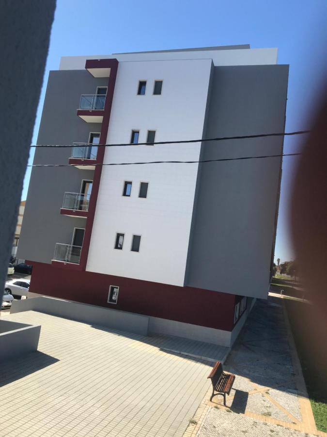 Modern Twin Room With A Balcony 蒙蒂茹 外观 照片